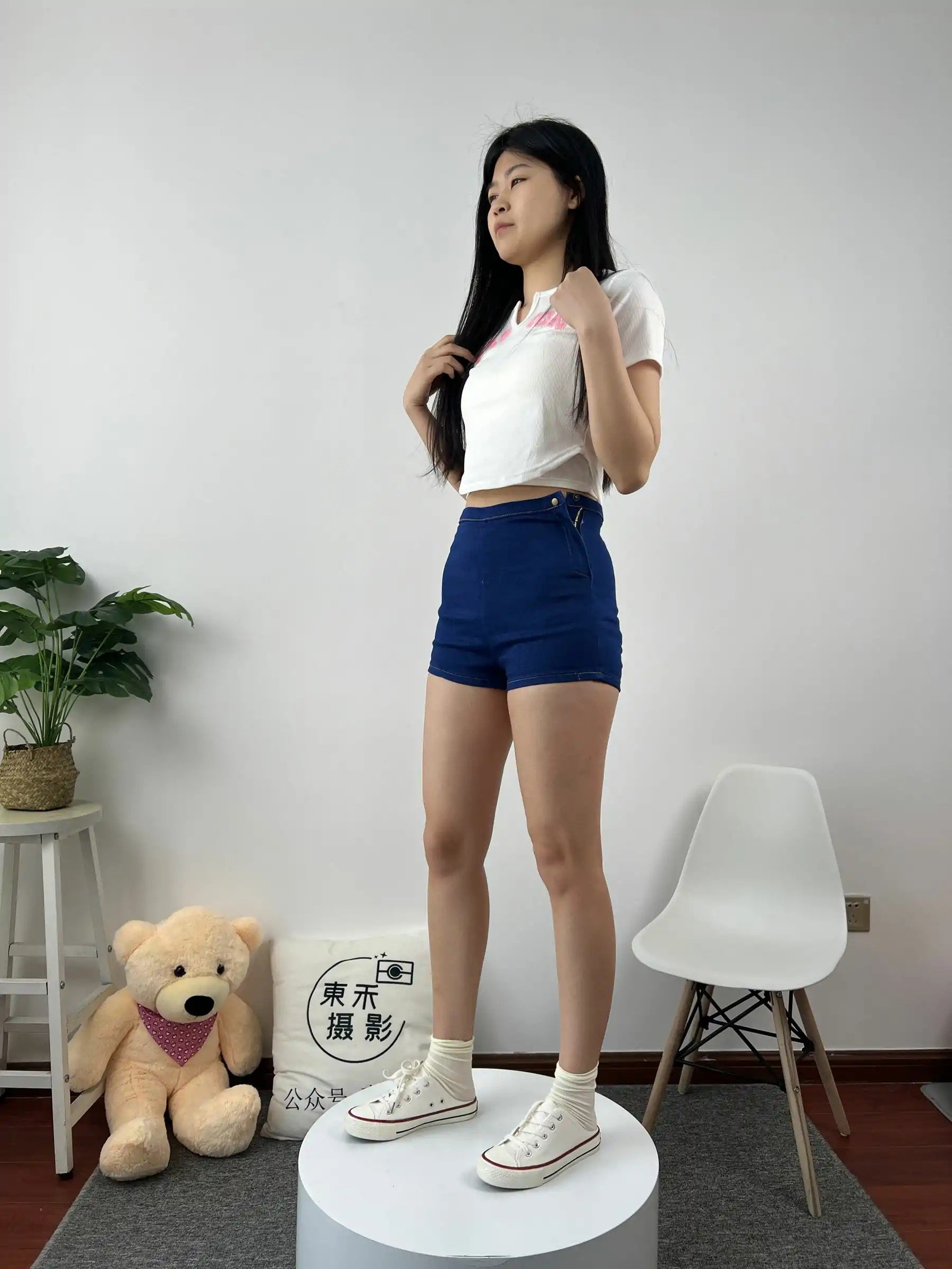 三禾摄影 No.027 牛仔短裤 棉袜 帆布鞋