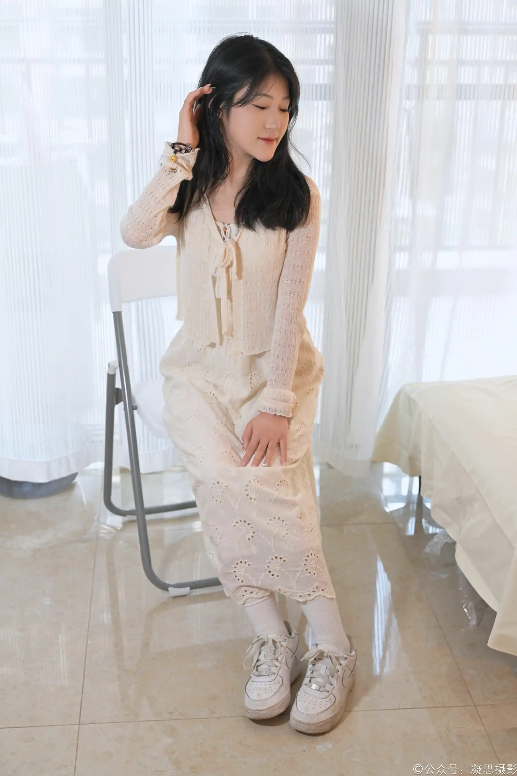 凝思摄影 No.005 琦琦 - 连衣裙、短白袜、平底鞋