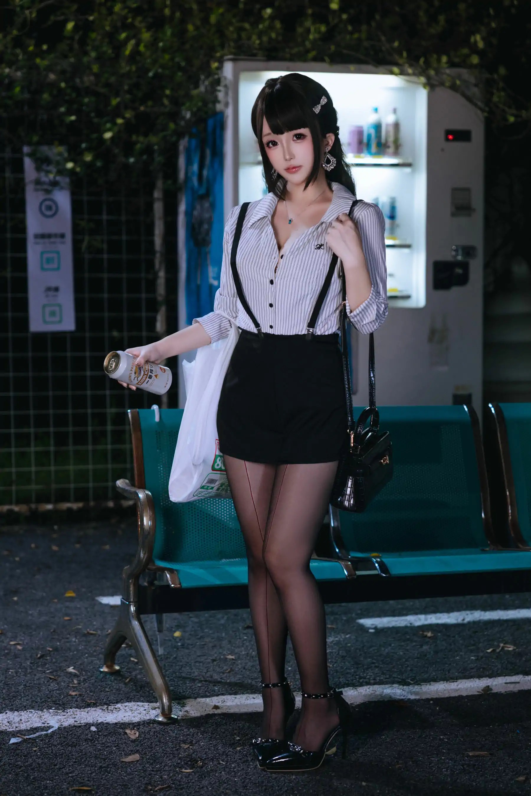 Cosplay 日奈娇 - 下班的OL