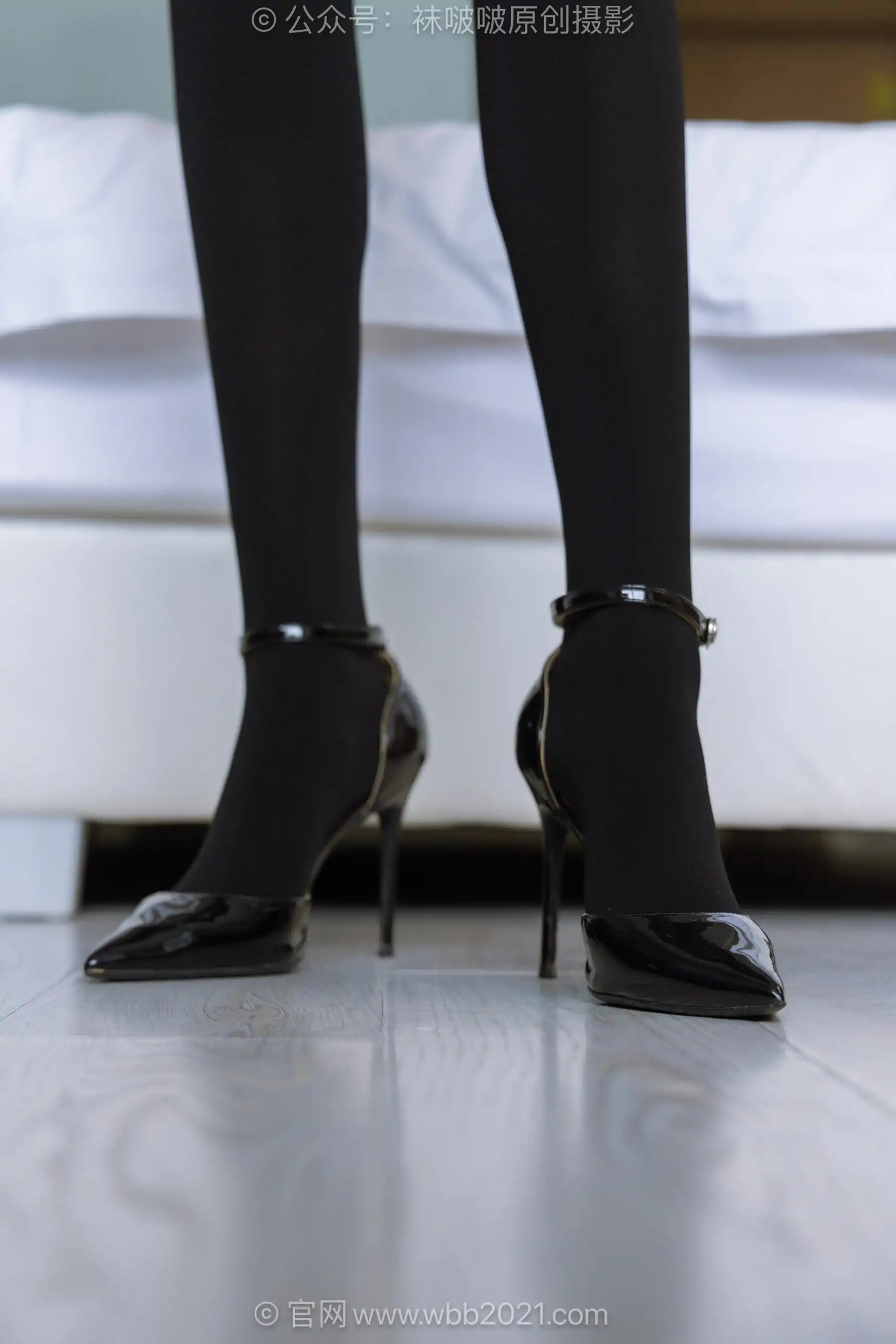 BoBoSocks袜啵啵 No.620 小甜豆 - 高跟鞋、厚黑丝、银行制服