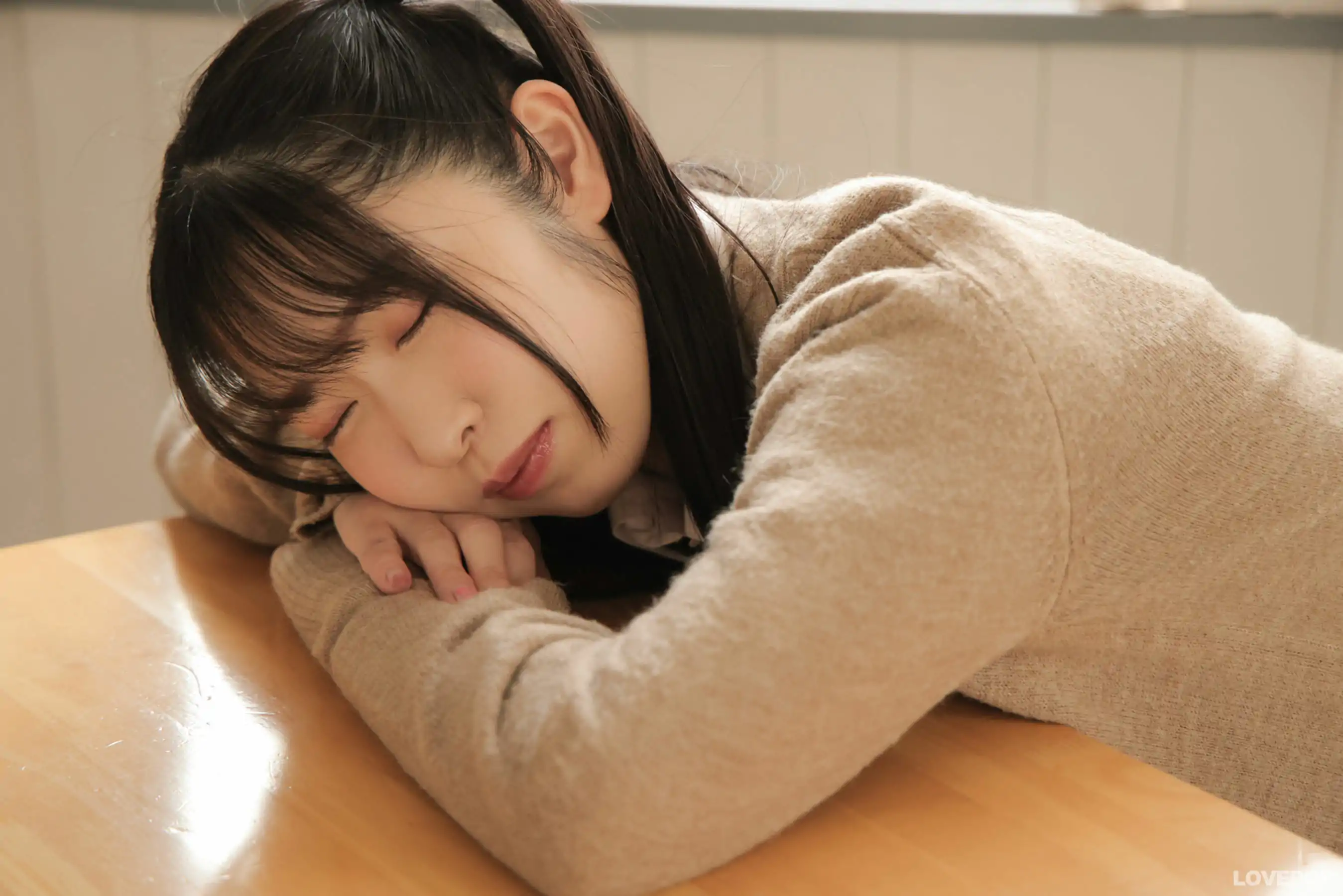 [LOVEPOP] Eri Shinkai 深海永理 Photoset 01