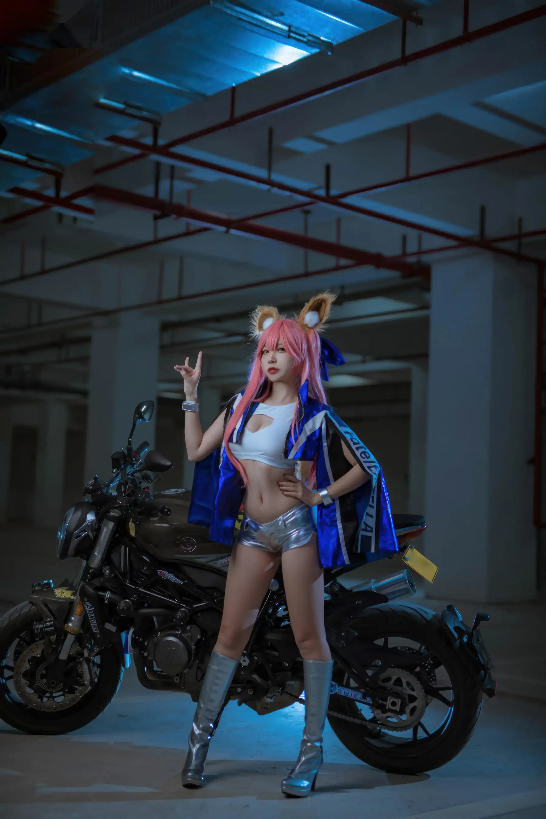 人气Coser 二佐Nisa - FGO 玉藻前赛车服