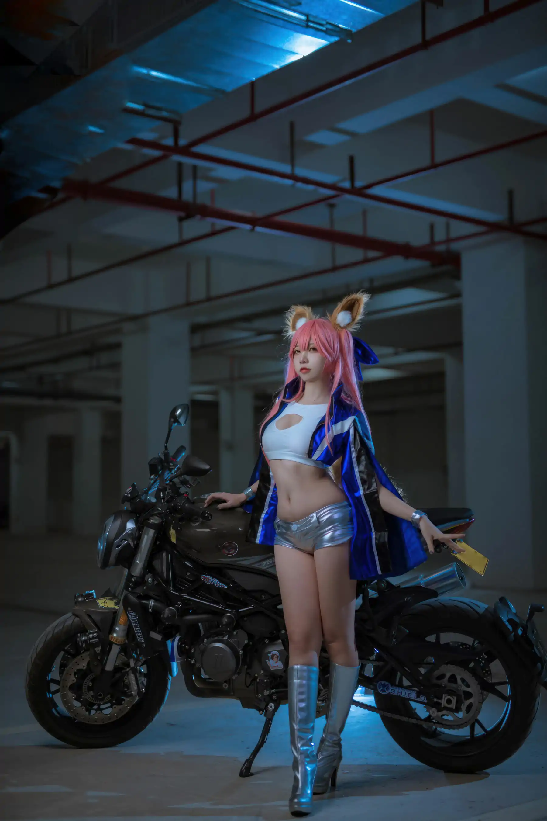 人气Coser 二佐Nisa - FGO 玉藻前赛车服