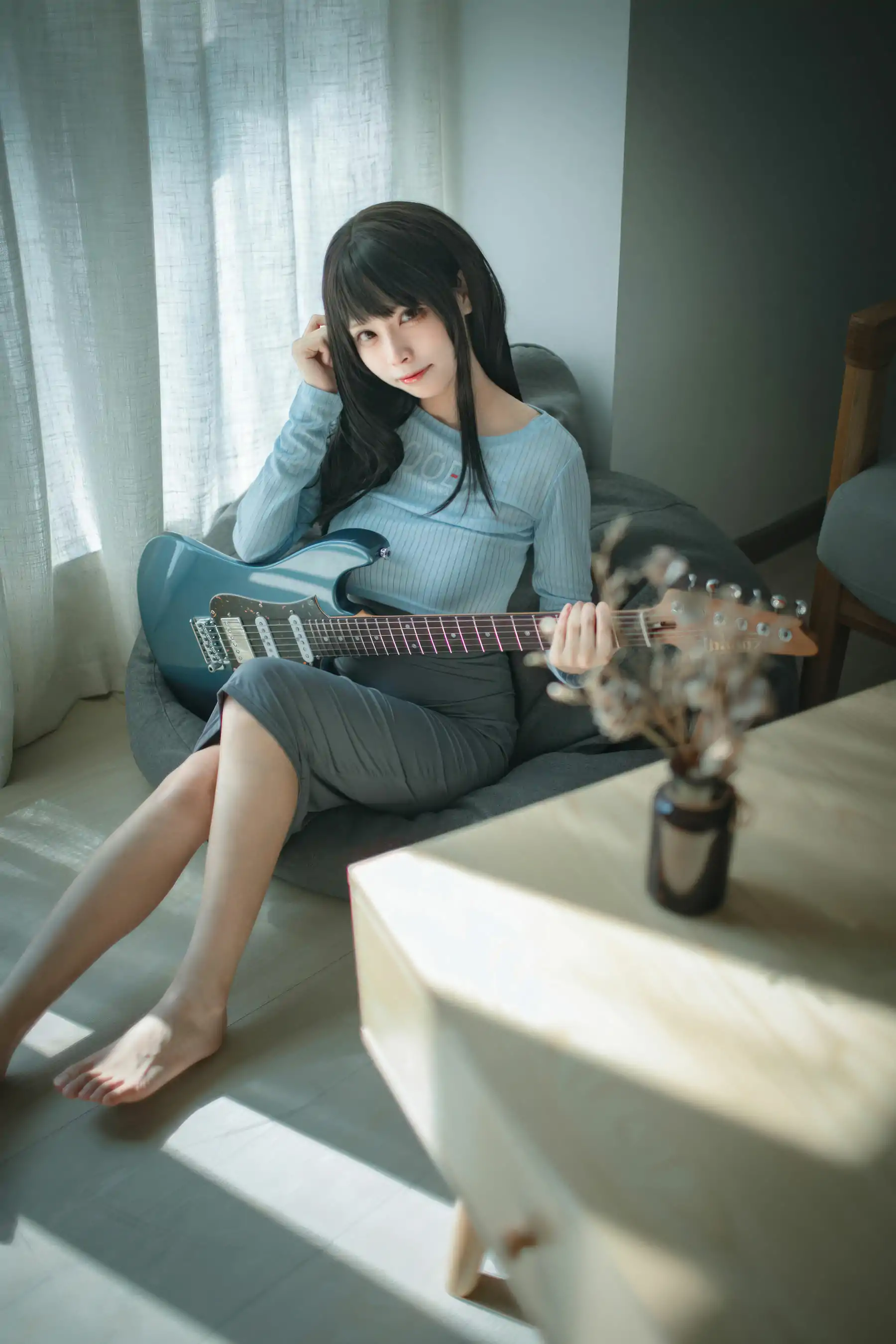 三無人型 - 吉他妹妹