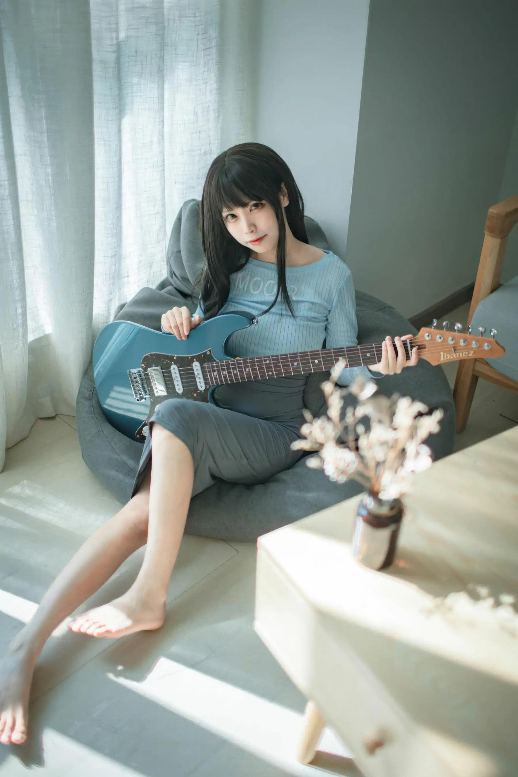 三無人型 - 吉他妹妹
