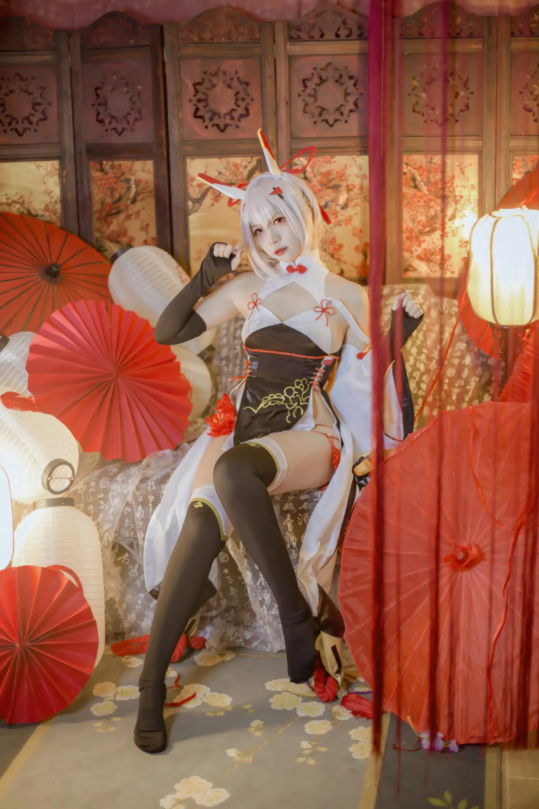 人气Coser 二佐Nisa - 碧蓝航线 绫波 新春旗袍