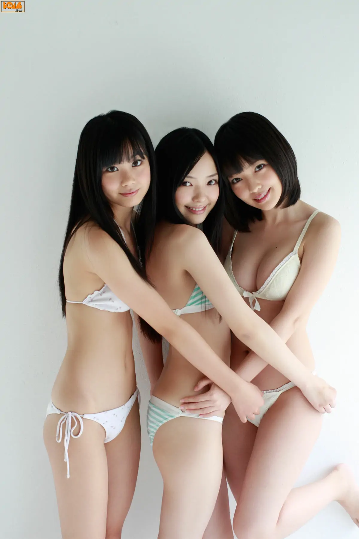 [Bomb.TV] 2011年10月号 広瀬玲奈、伊藤優衣、安藤遥 