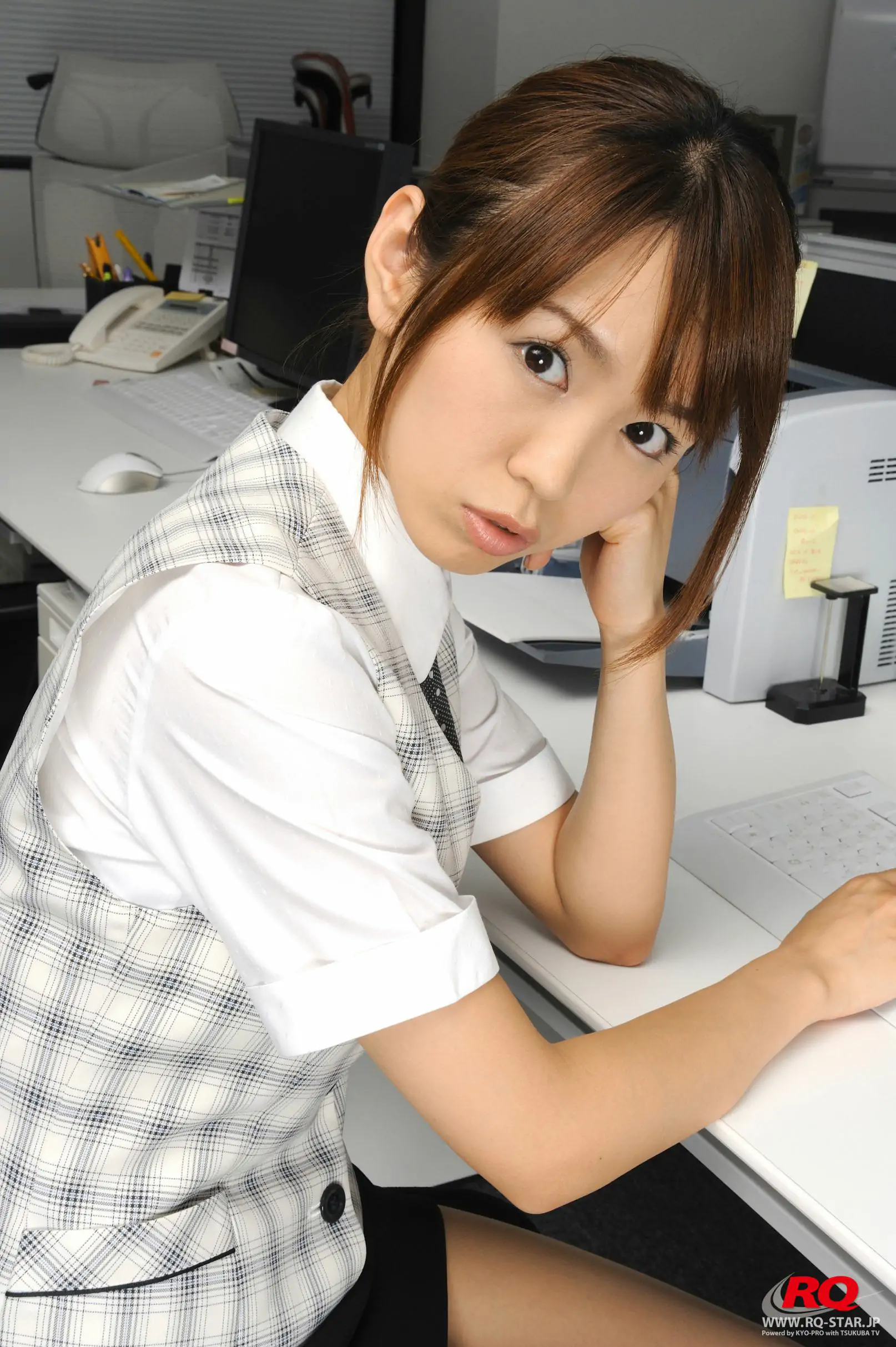 [RQ-STAR] NO.00055 Kotomi Kurosawa 黒沢琴美 Office Lady 写真集