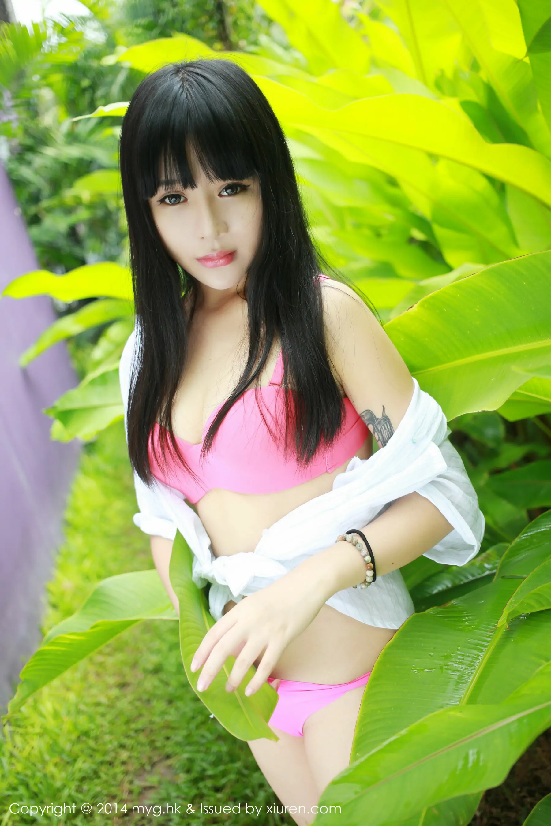 八宝icey《外拍内衣 湿身》 [美媛馆MyGirl] Vol.022 