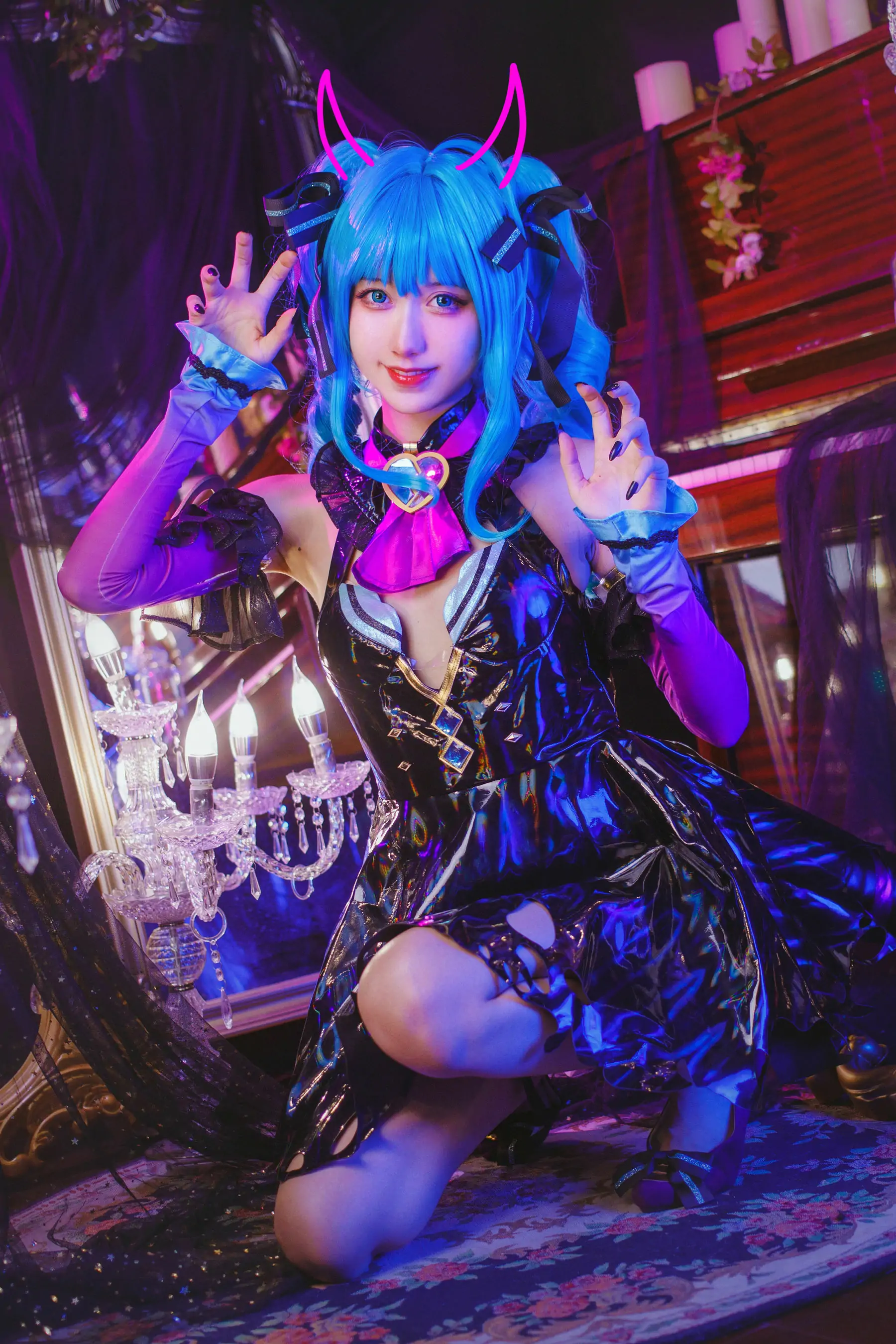 [福利COS] 萌系小姐姐木绵绵OwO - miku小恶魔