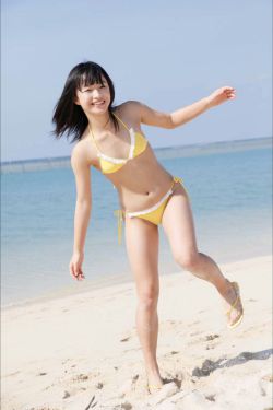 百川晴香 半分少女(50P)-泳装,沙滩,少女