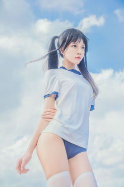 [萝莉COS] 桜桃喵《体操服》(24P)-图云谷