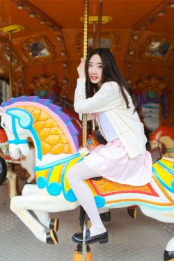 [风之领域] NO.146 白丝粉红少女户外(34P)-图云谷