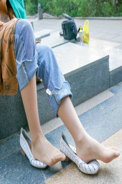 [丝意SIEE] 叶子 牛仔裤里的秘密(34P)-图云谷
