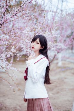 [萝莉COS] Shika小鹿鹿 – 樱花(13P)-图云谷