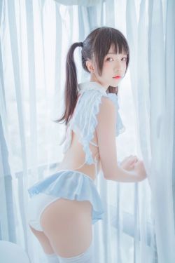 [萝莉COS] 桜桃喵 – 爱丽丝的兔子(44P)-图云谷