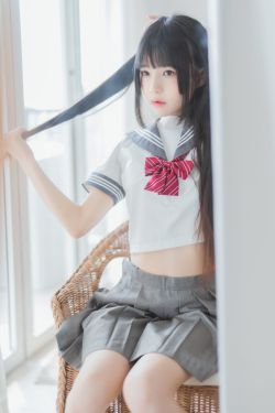 [萝莉COS] 桜桃喵 – 心形胖次(111P)-图云谷