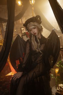 [萝莉COS] 雯妹 – 魅魔 gothic devil(16P)-图云谷