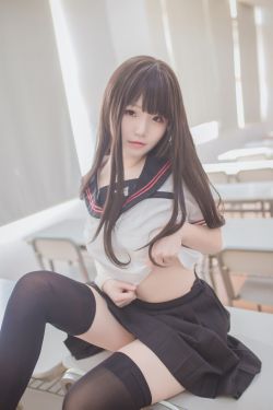 [萝莉COS] Yoko宅夏Cos – 黑丝JK(39P)-图云谷