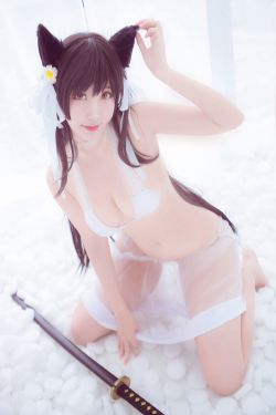 [萝莉COS] 黑川 – 爱宕泳衣(15P)-图云谷