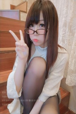 [萝莉COS] 摇摇乐yoyo – 御姐向！(120P)-图云谷