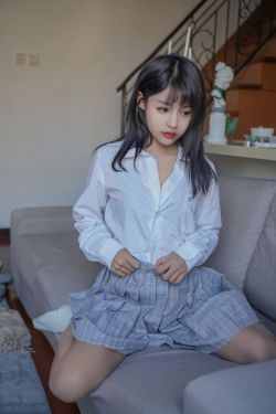 [喵糖映画] VOL.047 裸腿制服裙(44P)-图云谷
