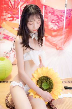 清纯妹子西瓜 白猫咪内衣(34P)-图云谷