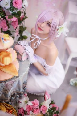 超人气Coser鳗鱼霏儿 玛修白裙(12P)-图云谷