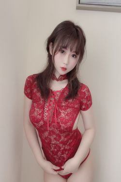 蜜桃少女是依酱呀 红色旗袍(25P)-图云谷