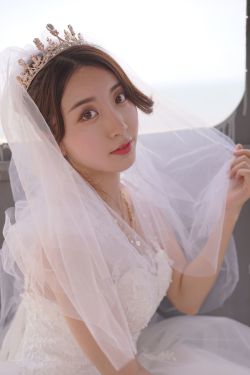 [COS福利] 人气Coser黑川 – 海岛之旅 婚纱(17P)-图云谷