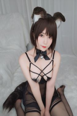 [COS福利] Coser小姐姐白银 – 折耳狗(105P)-图云谷