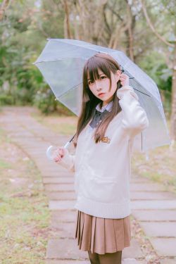 [COS福利] 人气Coser二佐Nisa – JK学院风(9P)-图云谷
