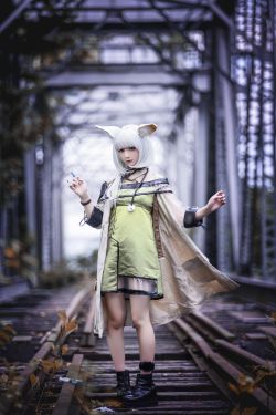 [COS福利] 动漫博主弦音sic – 明日方舟(9P)-图云谷
