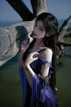 [COS福利] 动漫博主南桃Momoko – 九灵常服(16P)-图云谷
