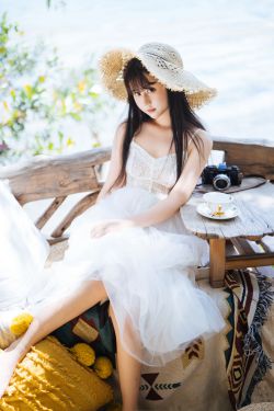 [COS福利] 微博福利姬镜酱 – 静夏之白裙少女(50P)-图云谷