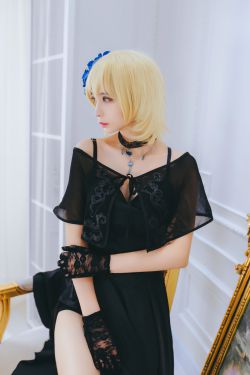 [COS福利] 疯猫ss – 贞德礼装(13P)-图云谷