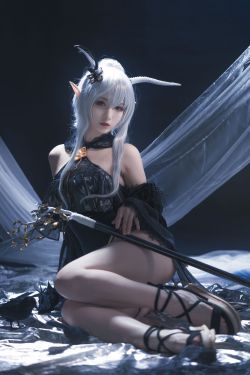 [COS福利] 动漫博主铁板烧鬼舞w – 闪灵(18P)-图云谷