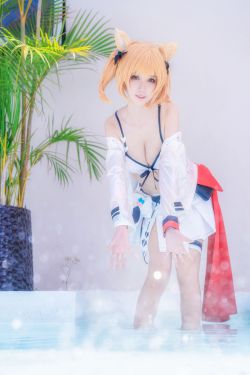 [Cosplay写真] 萌宠博主yui金鱼 – 空泳装(9P)-图云谷