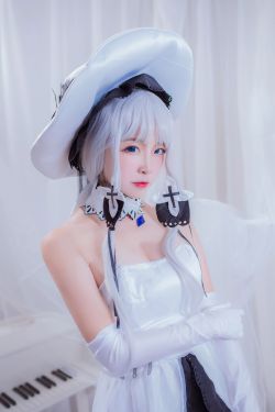 [Cosplay写真] 人气Coser二佐Nisa – 碧蓝航线 光辉(36P)-图云谷