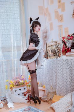 [Cosplay写真] 人气Coser二佐Nisa – 犬之眷之碧蓝爱宕 女仆(19P)-图云谷