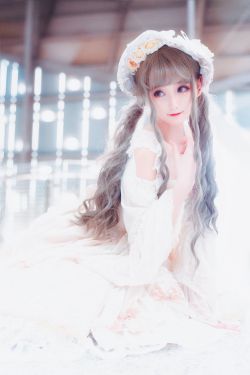 [Cosplay写真] 萌宠博主yui金鱼 – Lolita(15P)-图云谷