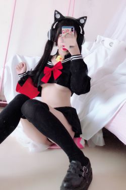 [网红COSER] 桜井宁宁 – 半乳制服(70P)-图云谷