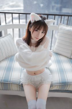 [网红COSER] 动漫博主Kitaro_绮太郎 – 白喵女友(41P)-图云谷