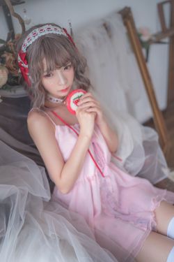 [网红COSER] 疯猫ss – 水手服和睡衣(38P)-图云谷