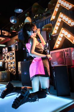 [网红COSER] 周叽是可爱兔兔 – 银河社区 2(22P)-图云谷