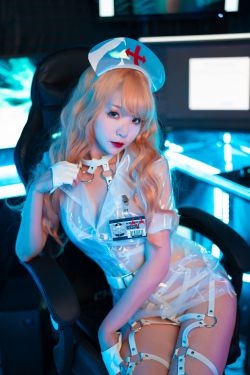 [网红COSER] 萌妹是青水 – 歪萌护士(48P)-图云谷