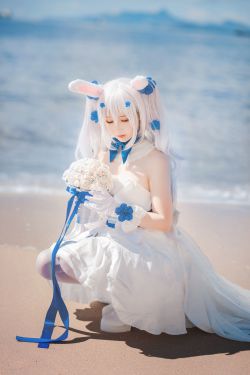 [网红COSER] 可爱人气Coser面饼仙儿 – 拉菲婚纱(14P)-图云谷