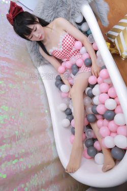 [思话SiHua] SH176 筱蝶 波波球上的美腿少女(50P)-图云谷
