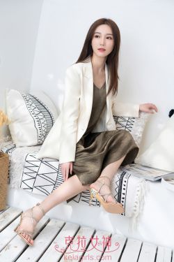 [克拉女神Kelagirls]  小芙 小脚与西服(27P)-图云谷