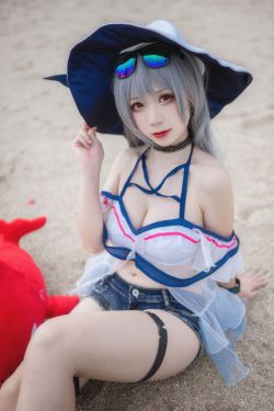 [Cosplay] 动漫博主樱落酱w – 斯卡蒂泳装(21P)-图云谷